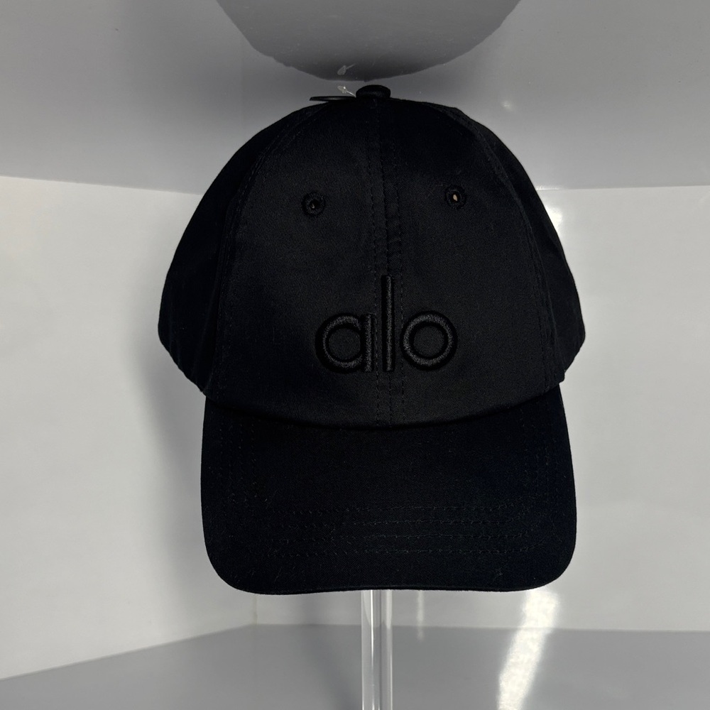 ALO Yoga Black Cap •NEW
